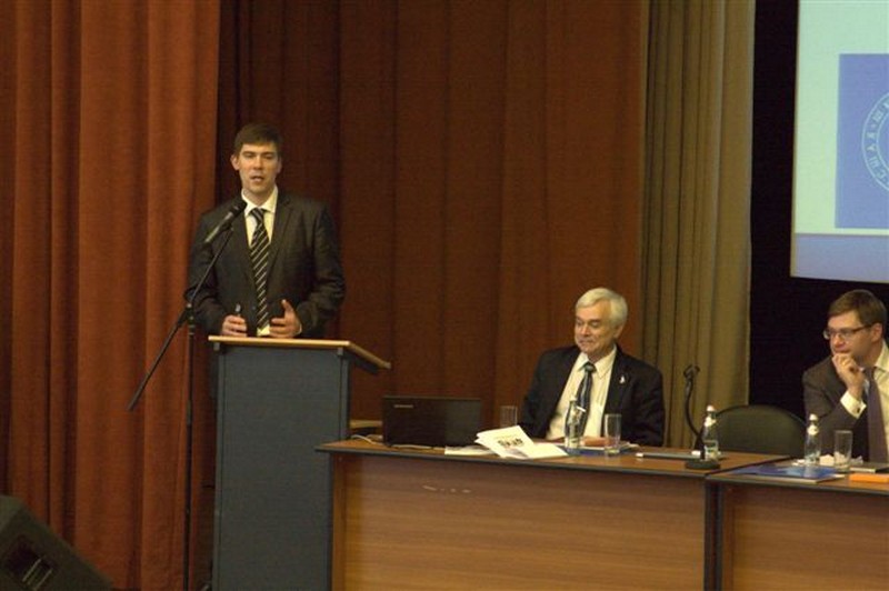 Выступление ведущего семинара В.Ю.Матвеева
